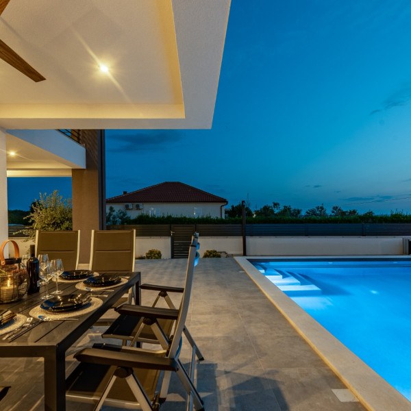 Villa Olivia, Villa Olivia with a heated pool and jacuzzi, Zaton, Dalmatia, Croatia Zaton